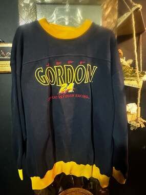 Vintage Chase Authentics Jeff Gordon DuPont Refinish Racing NASCAR Sweatshirt